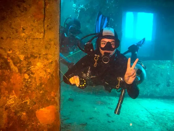 Scuba diving in Bayahibe coral reefs