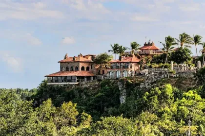 Luxury golf resort in La Romana with green landscapes